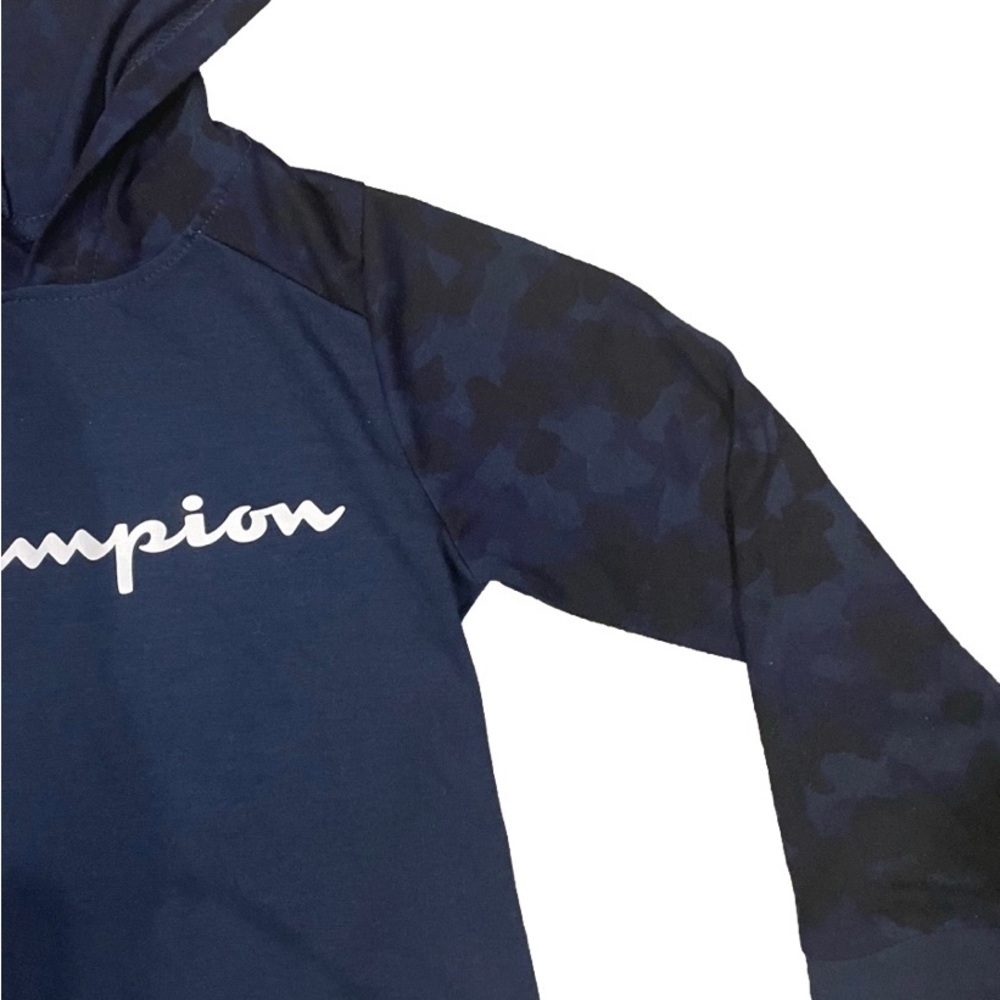 ⭐️Champion Hooded Sweatshirt 5/6. 5/$25 - Picture 3 of 4